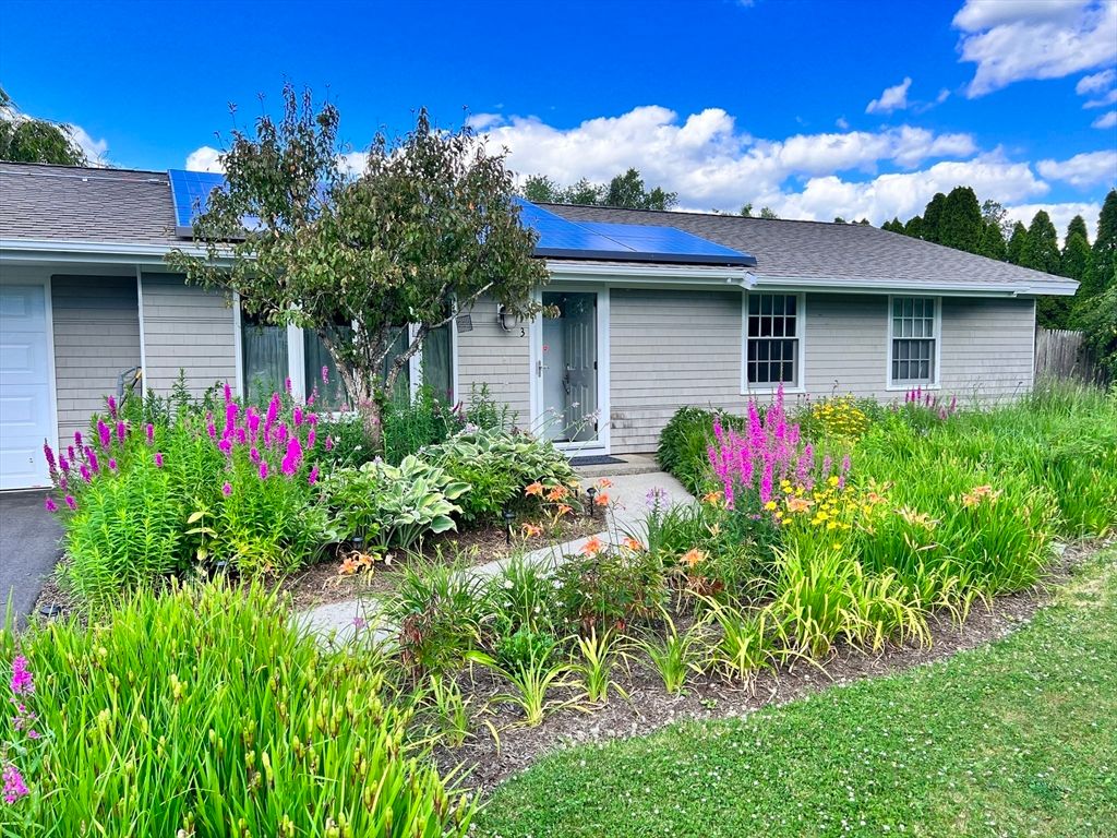 3 Mishawum Drive, Dartmouth, MA 02748