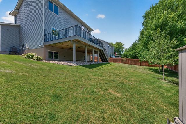2299 Gall Avenue, Maplewood, MN 55109