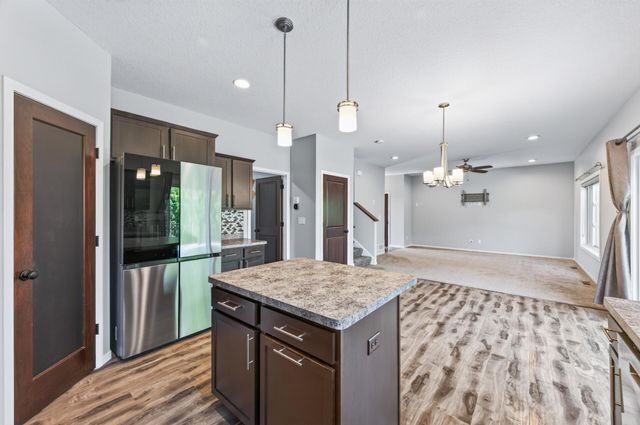 2299 Gall Avenue, Maplewood, MN 55109