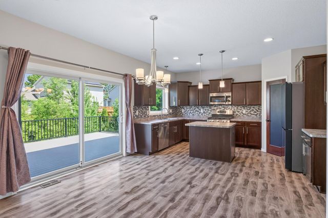 2299 Gall Avenue, Maplewood, MN 55109