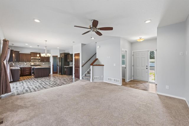 2299 Gall Avenue, Maplewood, MN 55109