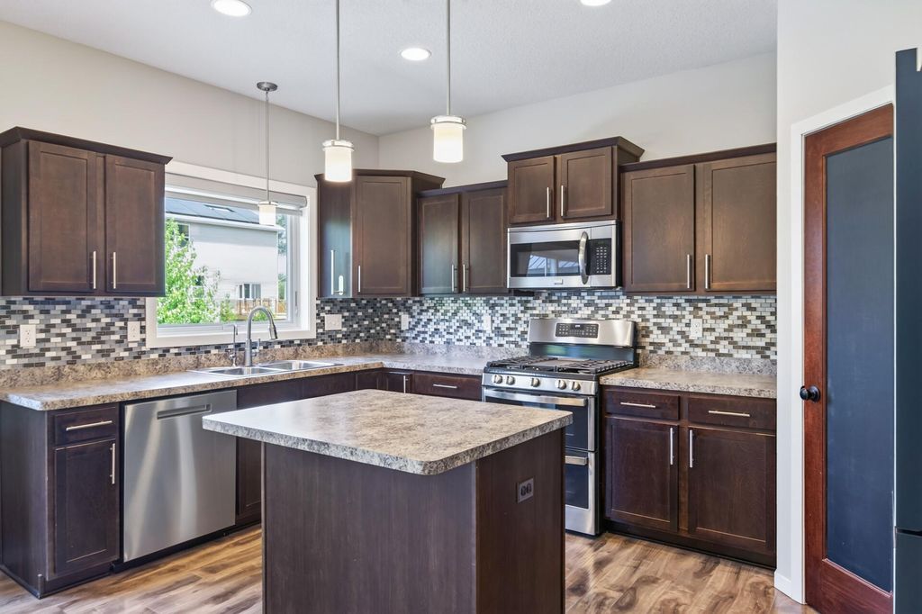 2299 Gall Avenue, Maplewood, MN 55109 — photo 3