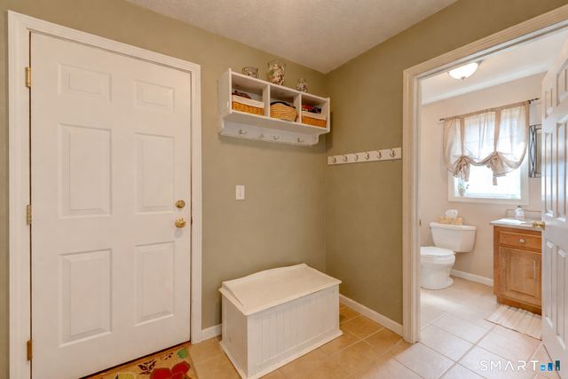 82 Lawrence Drive, Lebanon, CT 06249