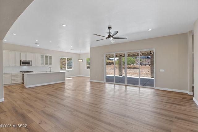 67620 E Lauren Place, Oracle, AZ 85623