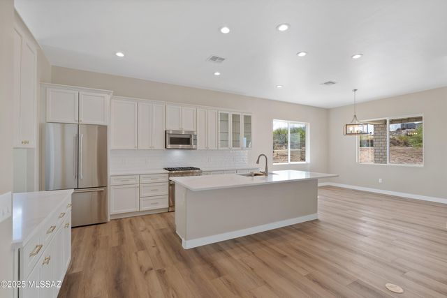 67620 E Lauren Place, Oracle, AZ 85623