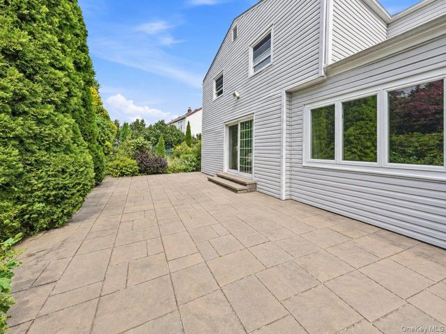 140 Whitman Road, Yonkers, NY 10710