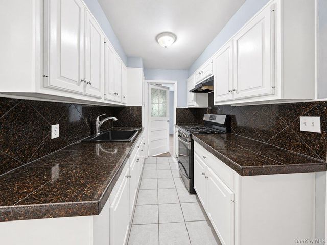 140 Whitman Road, Yonkers, NY 10710