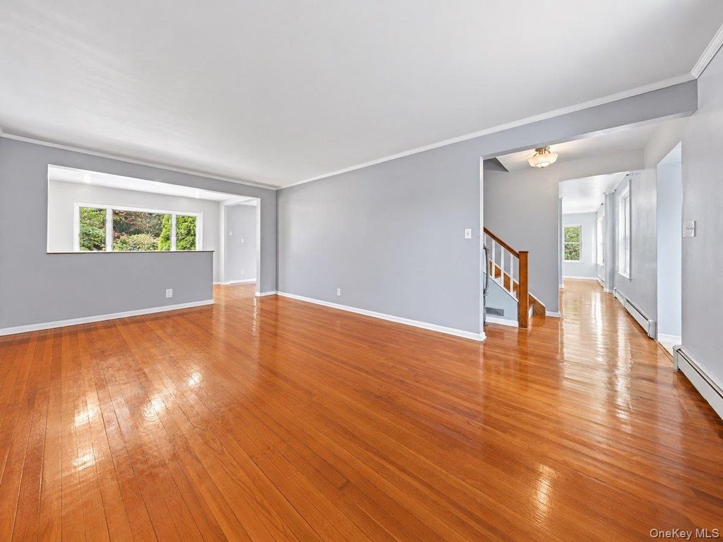 140 Whitman Road, Yonkers, NY 10710 — photo 3