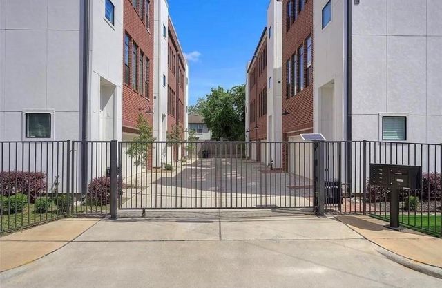 1416 Ruthven Street, Houston, TX 77019