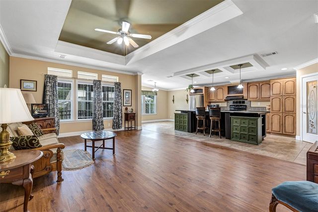 1124 USTLER ROAD, Apopka, FL 32712