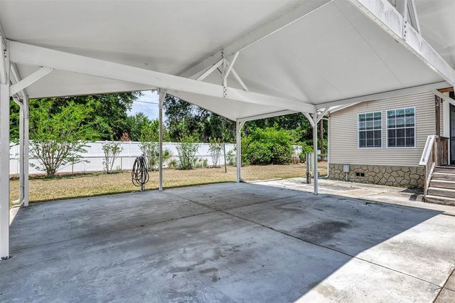 1124 USTLER ROAD, Apopka, FL 32712