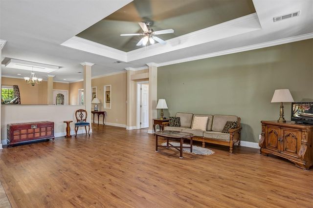 1124 USTLER ROAD, Apopka, FL 32712