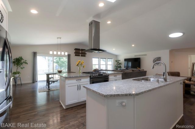 590 N Sheldon Road, Plymouth, MI 48170
