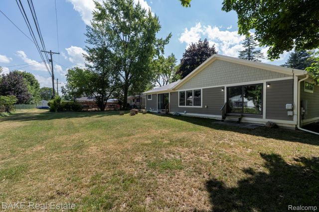 590 N Sheldon Road, Plymouth, MI 48170