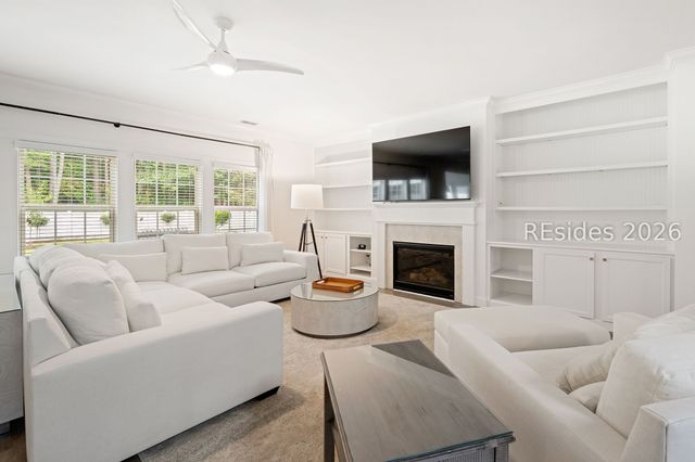 220 Station Pkwy, Bluffton, SC 29910