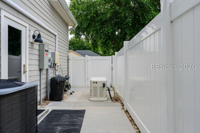 220 Station Pkwy, Bluffton, SC 29910