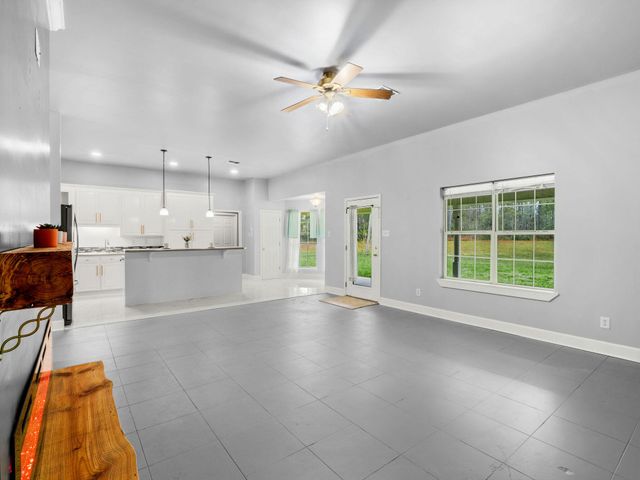 515 Noah Haymon Rd, Leesville, LA 71446