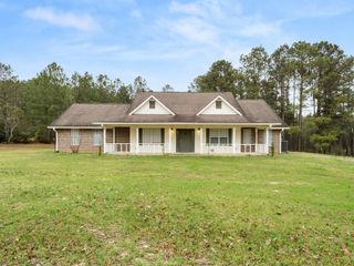 515 Noah Haymon Rd, Leesville, LA 71446