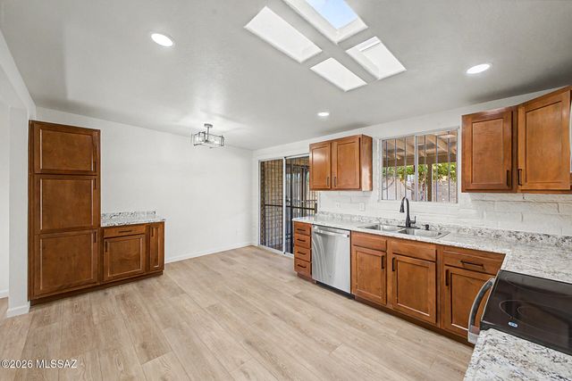 4861 S Calle Pamplona, Tucson, AZ 85714
