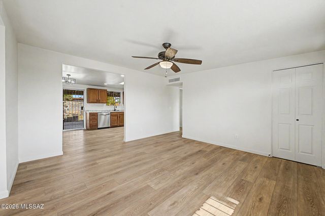 4861 S Calle Pamplona, Tucson, AZ 85714