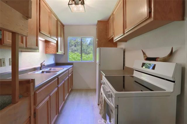 43016 Sunshine Mountain, Oakhurst, CA 93644