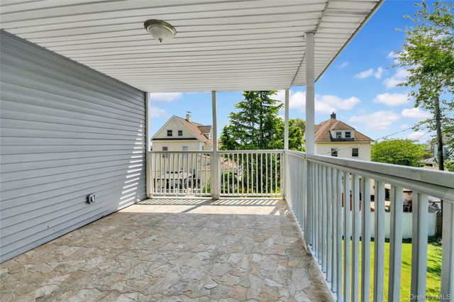 40 Amackassin Terrace, Yonkers, NY 10703