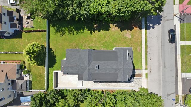 40 Amackassin Terrace, Yonkers, NY 10703