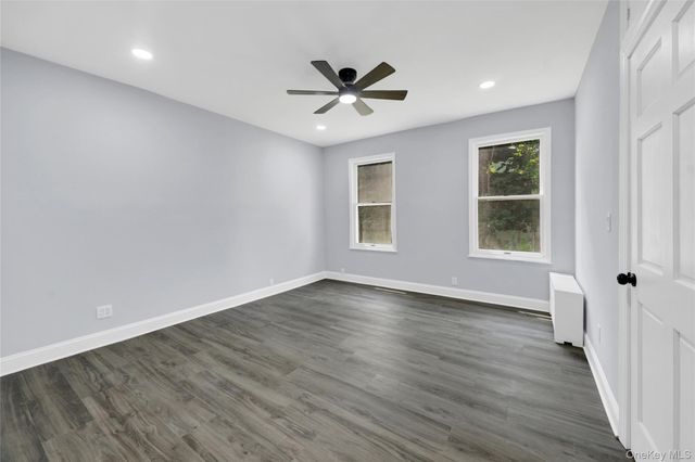 40 Amackassin Terrace, Yonkers, NY 10703