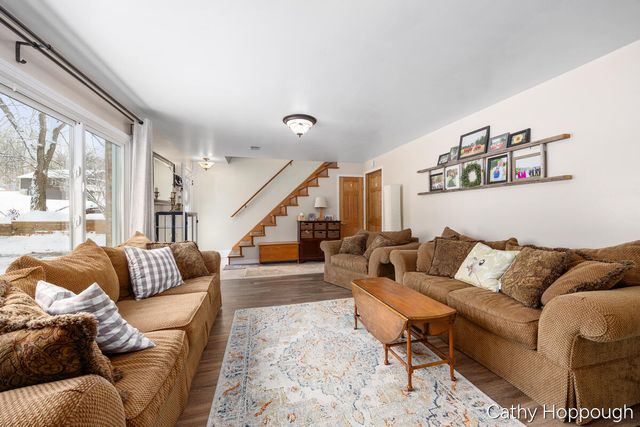 8511 Riverest Drive, Portland, MI 48875