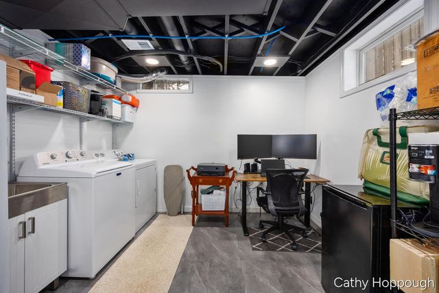 8511 Riverest Drive, Portland, MI 48875