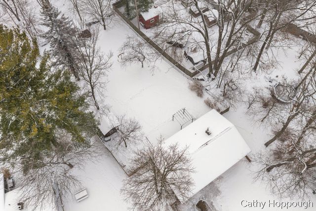 8511 Riverest Drive, Portland, MI 48875