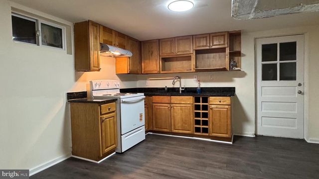 2410 LEWISDALE DR, Hyattsville, MD 20783