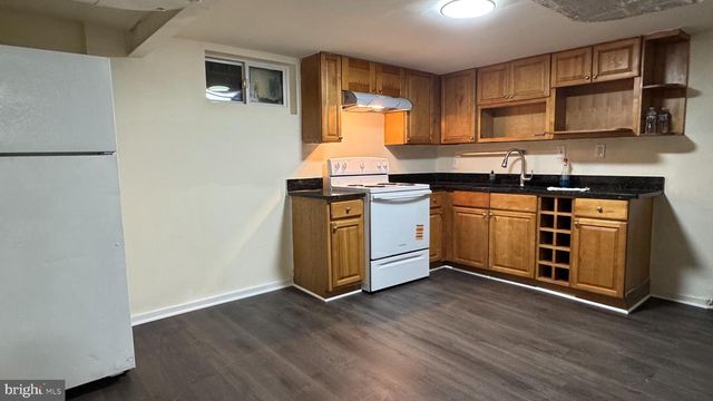 2410 LEWISDALE DR, Hyattsville, MD 20783