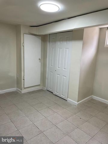 2410 LEWISDALE DR, Hyattsville, MD 20783