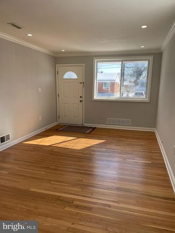 2410 LEWISDALE DR, Hyattsville, MD 20783