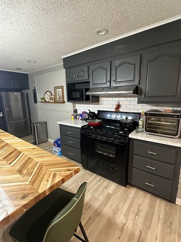 113 Dover Dr, Houma, LA 70363
