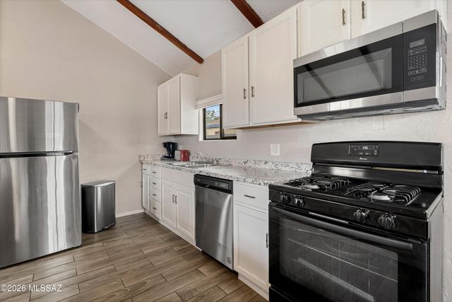 2841 N Richey Boulevard, Tucson, AZ 85716