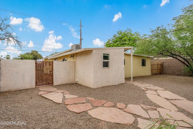 2841 N Richey Boulevard, Tucson, AZ 85716