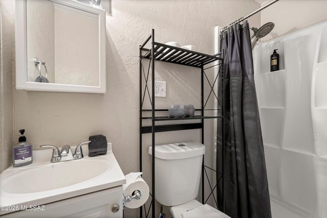 2841 N Richey Boulevard, Tucson, AZ 85716