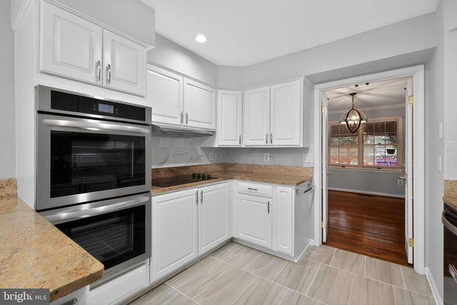 7333 LEWINSVILLE PARK CT, Mclean, VA 22101