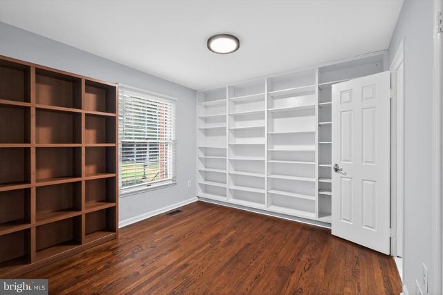 7333 LEWINSVILLE PARK CT, Mclean, VA 22101