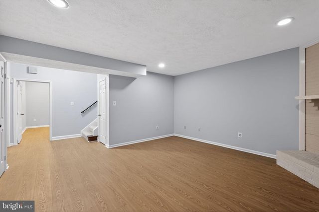 7333 LEWINSVILLE PARK CT, Mclean, VA 22101