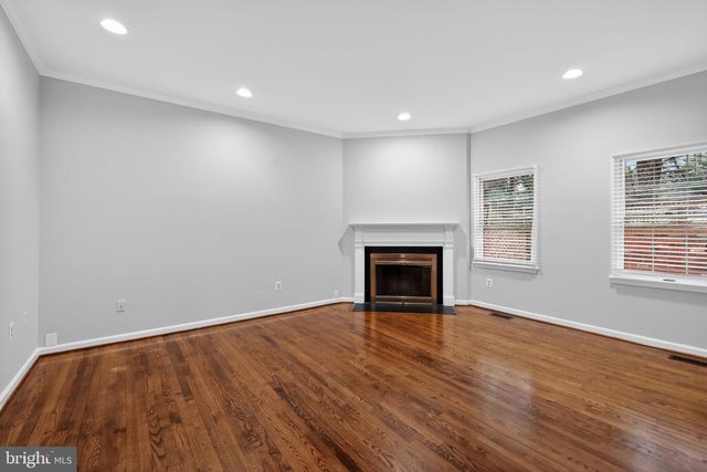 7333 LEWINSVILLE PARK CT, Mclean, VA 22101