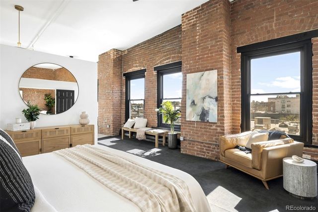 2560 Blake Street 402, Denver, CO 80205