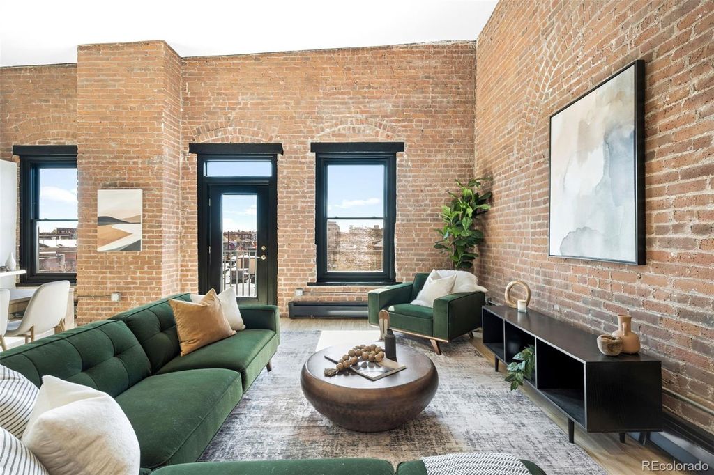 2560 Blake Street 402, Denver, CO 80205