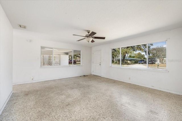 875 VALENCIA ROAD, South Daytona, FL 32119