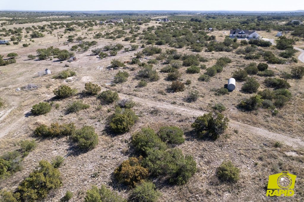 Image 11 of property listing at 16920 Caballo Blanco Lane, Christoval, TX 76935