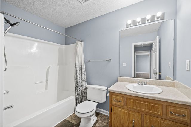 260 Audrea Ln, Clarksville, TN 37042