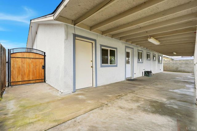 2414 Strepy Avenue, Corcoran, CA 93212