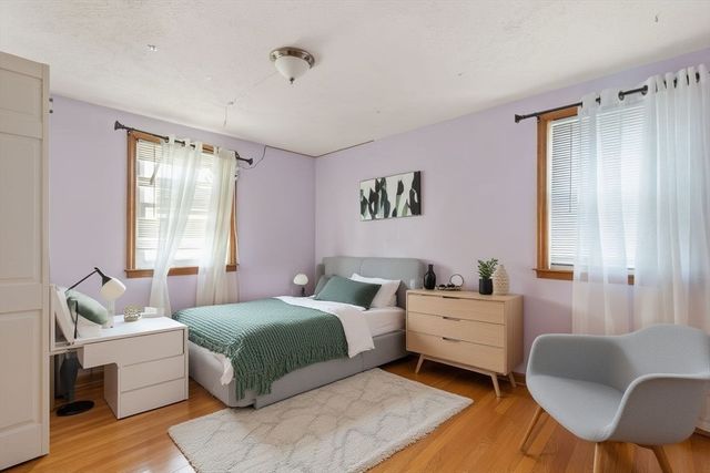 26 Sandy Ridge Cir, Sharon, MA 02067